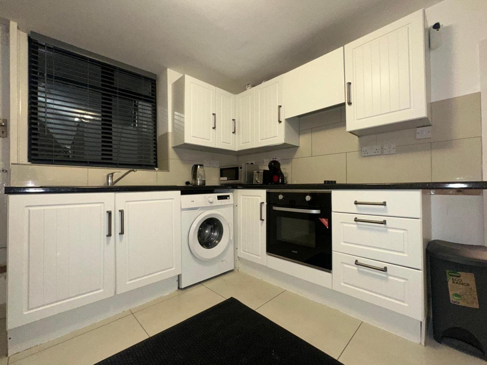Apartamento Beautiful Basement In Chiswick *